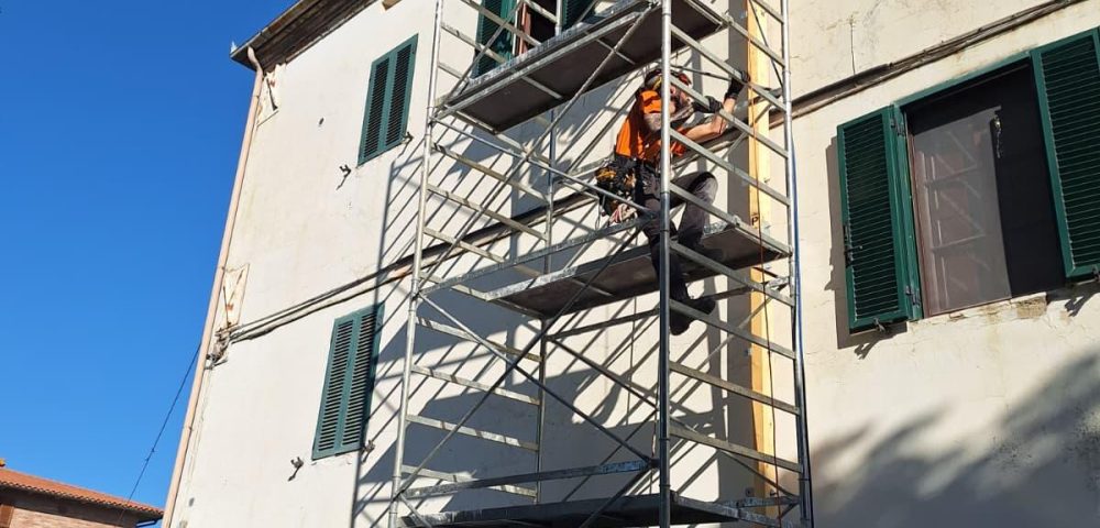 Climbing-Holds-Detail-8-Meter-Wall